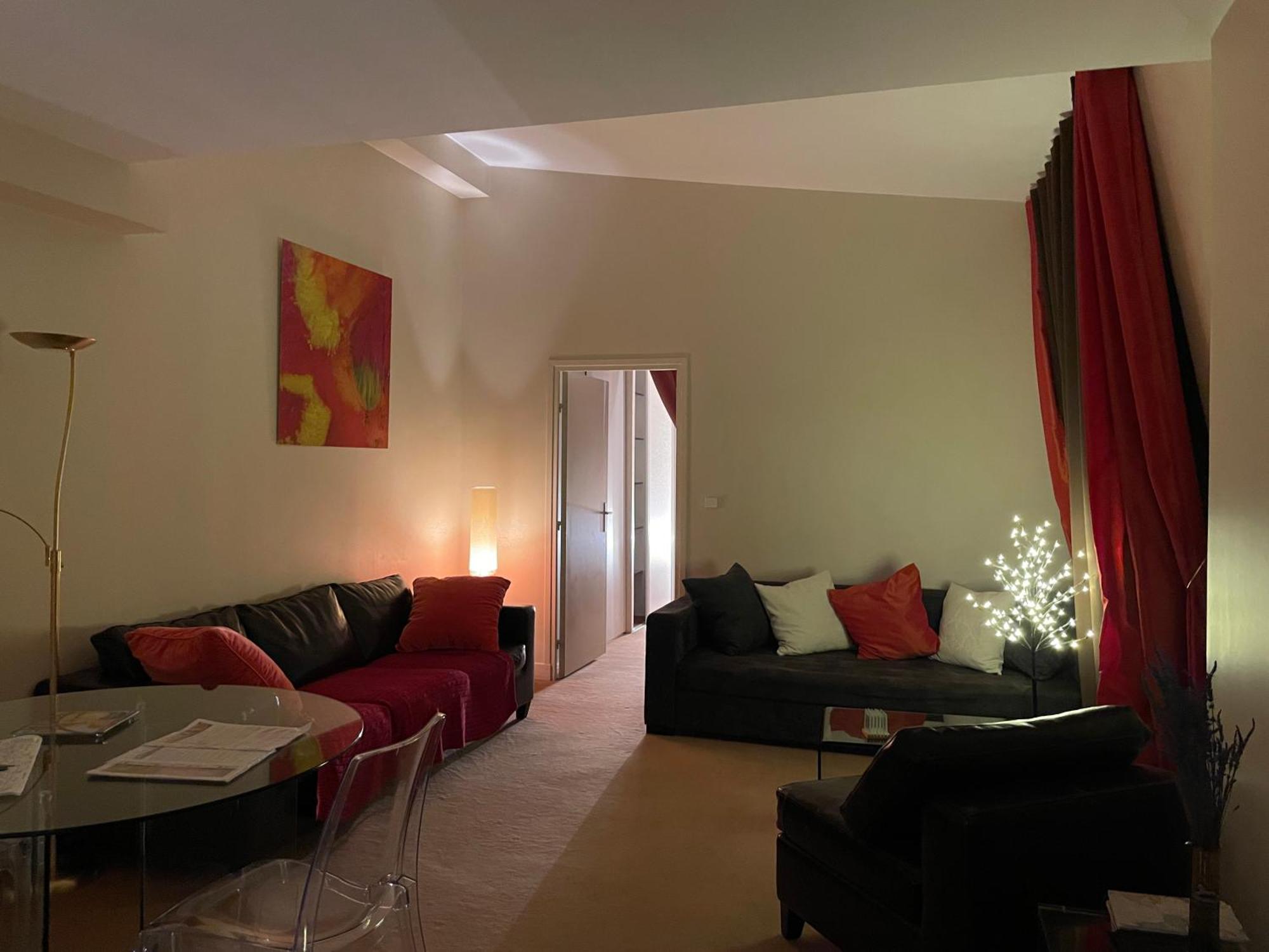 52 Clichy Bed & Breakfast - Chambre D'Hotes ปารีส ภายนอก รูปภาพ