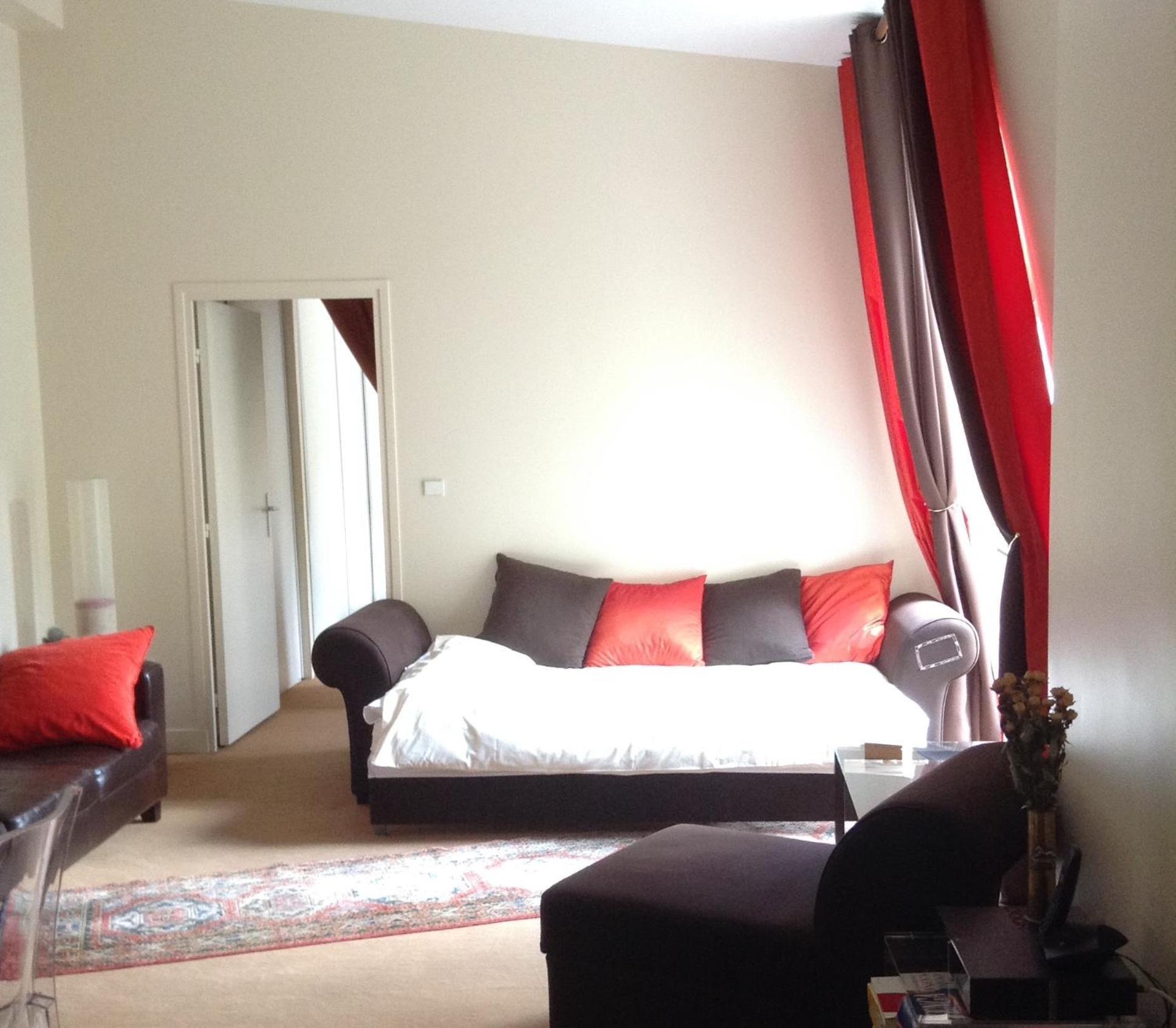 52 Clichy Bed & Breakfast - Chambre D'Hotes ปารีส ภายนอก รูปภาพ